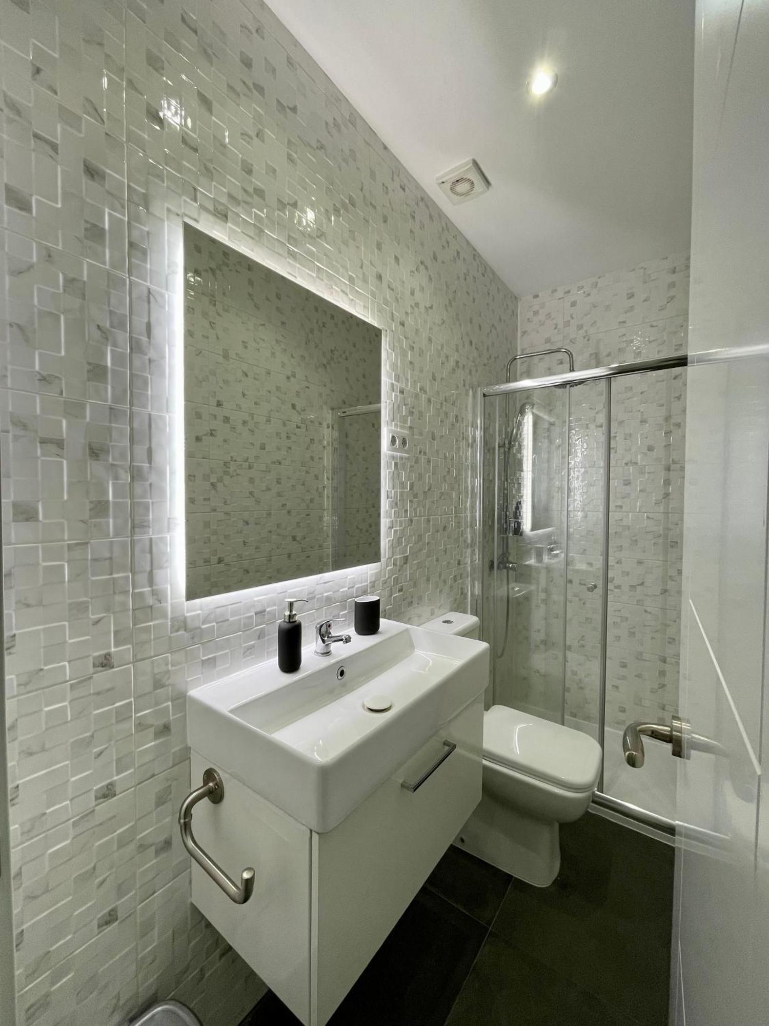 Adorable Apartamento En Chamberi Apartment Madrid Exterior photo