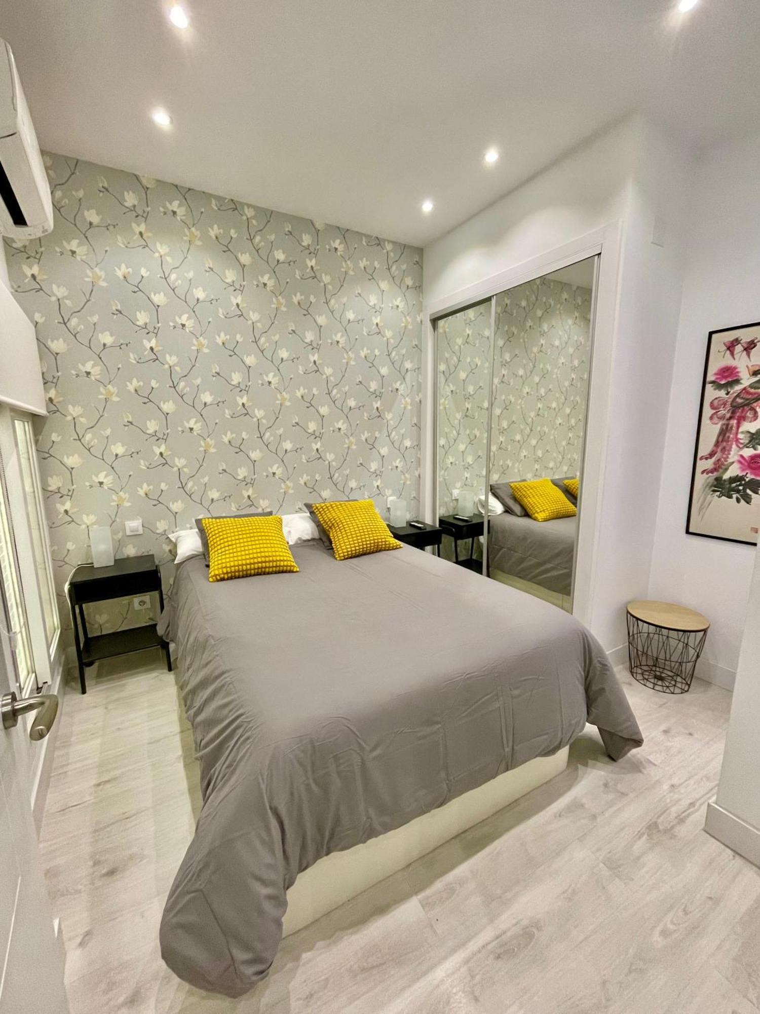 Adorable Apartamento En Chamberi Apartment Madrid Exterior photo